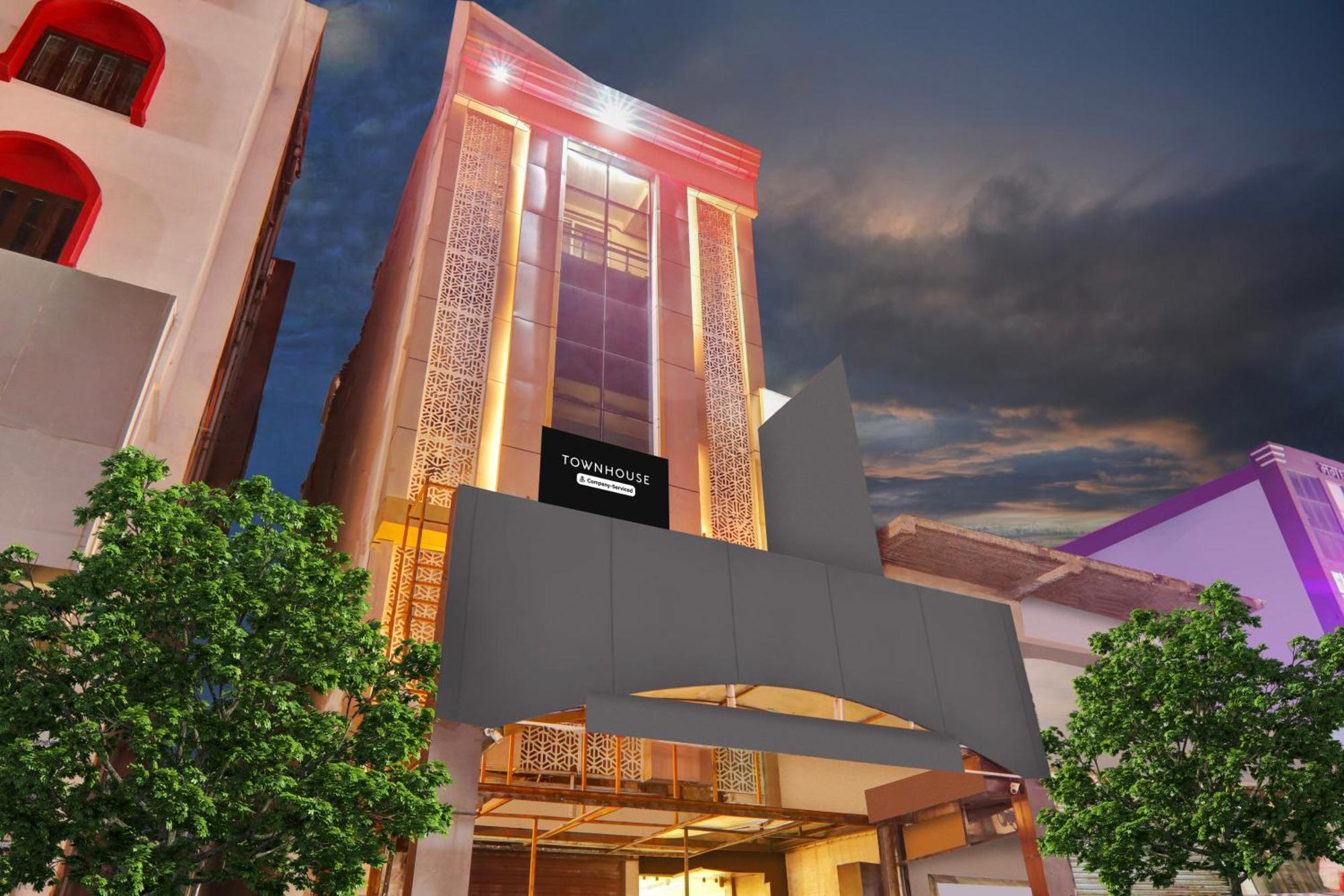 Super Townhouse Kankarbagh Formerly Kunwar Alcajars Patna  Exterior foto